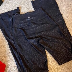 Lululemon flared groove pant